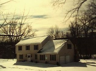 493 River Rd, Gaylordsville, CT 06755