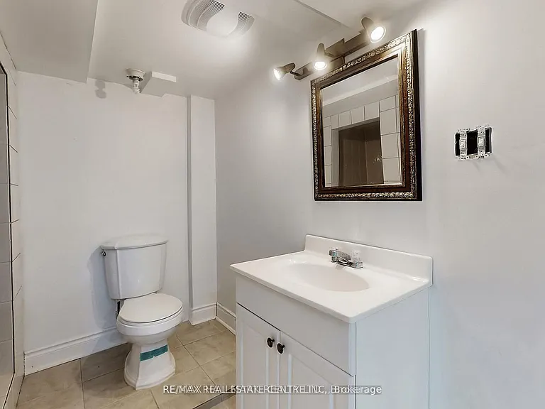 671 Deckhouse Ct #BASEMENT — Photo 7