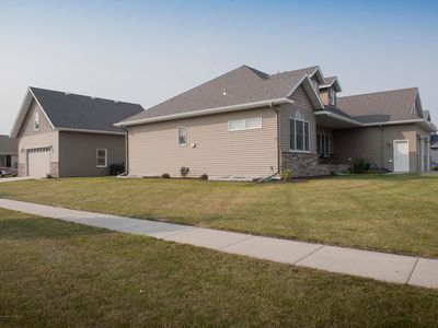 731 Willow Bend Dr, Casselton, ND, 58012