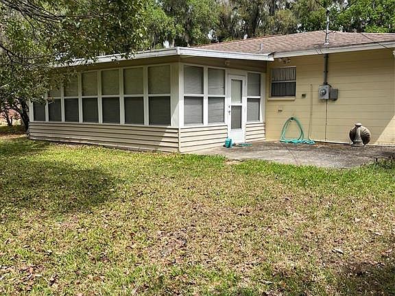 3rd image of 2275 E Helen Cir