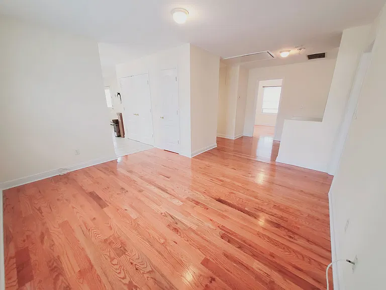 35 Woodrow St #2 — Photo 3