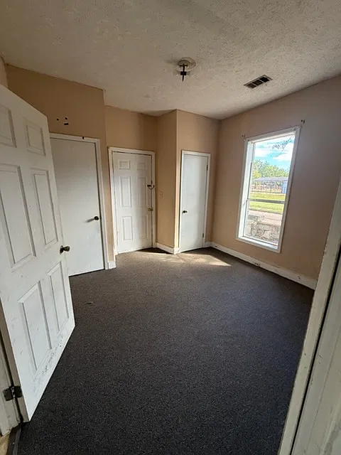 3 bed, 1092 sqft, $795 — Photo 3