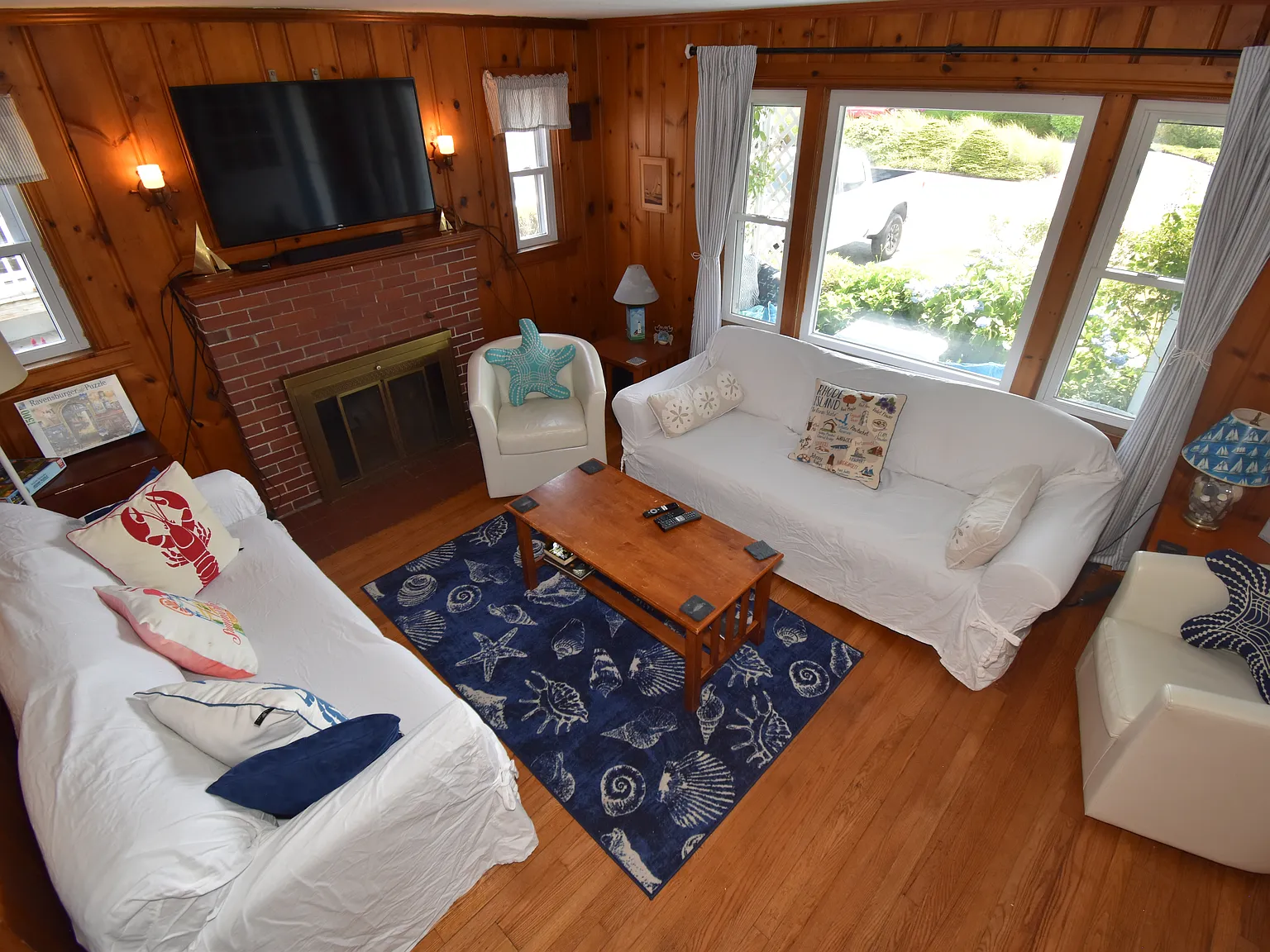 4 bed, 1.5 bath, 1428 sqft, $3,400 — Photo 4