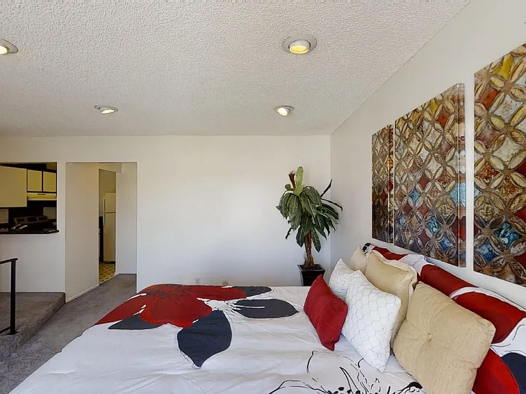 3250 Ashford St #H — Photo 15