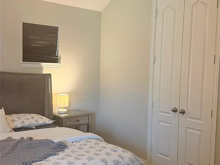 25112 Slow Pines Dr — Photo 11