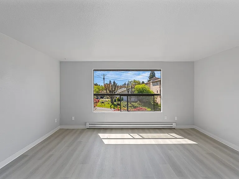 Highline Villas - Renovated 1-Bedroom Apartment | Steps from Downtown Burien — Photo 34
