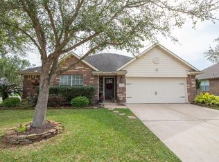 4111 Cleburne Dr, Pearland, TX 77584