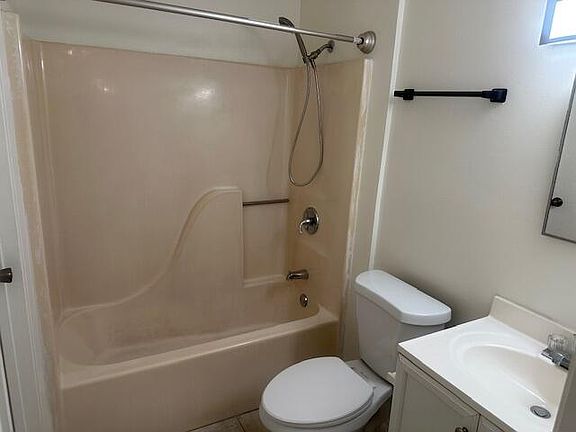 4th image of 6904 Sea Turtle Cir #C