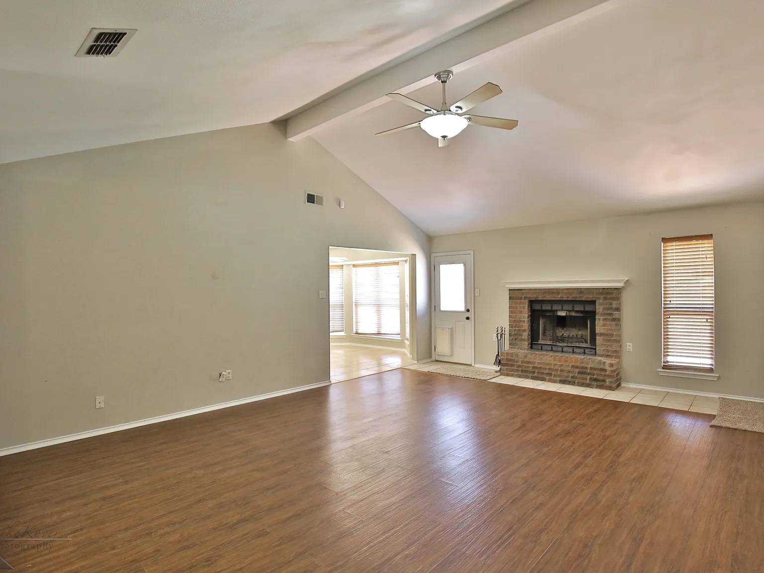 3 bed, 1629 sqft, $2,495 — Photo 2