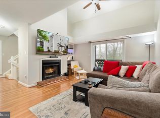 10198 Oakton Terrace Rd, Oakton, VA