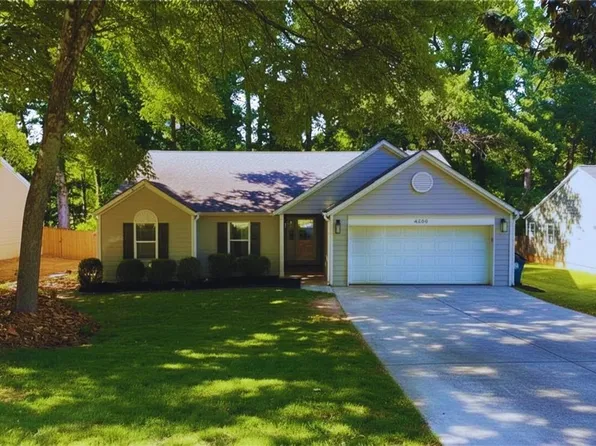 4209 Harris Ridge Ct, Roswell, GA 30076