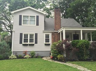 207 Locust Dr, Cranford, NJ