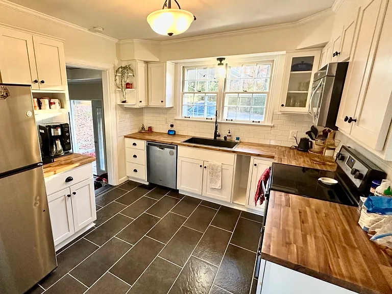620 Intermont Rd — Photo 5