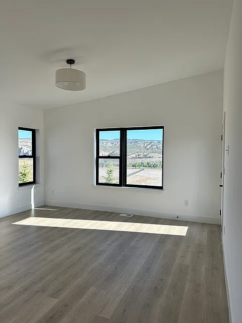 3 bed, 1831 sqft, $5,000 — Photo 3