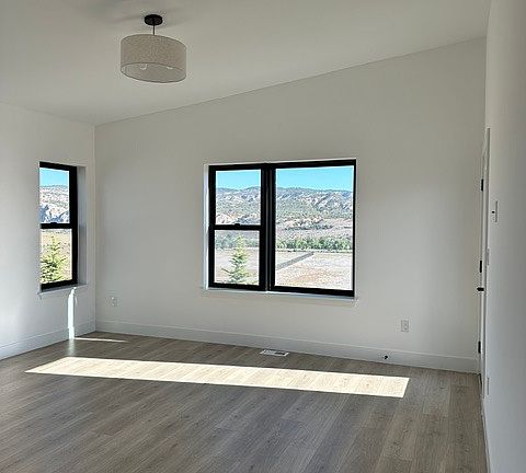 3rd image of 146 Kali Ln