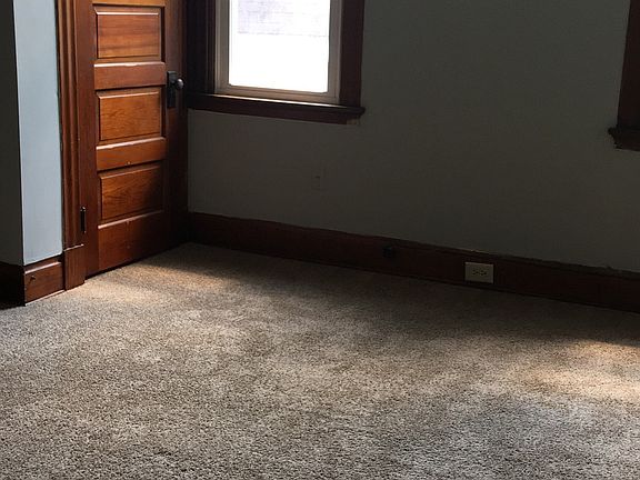 4th image of 1019 Gilsey Ave