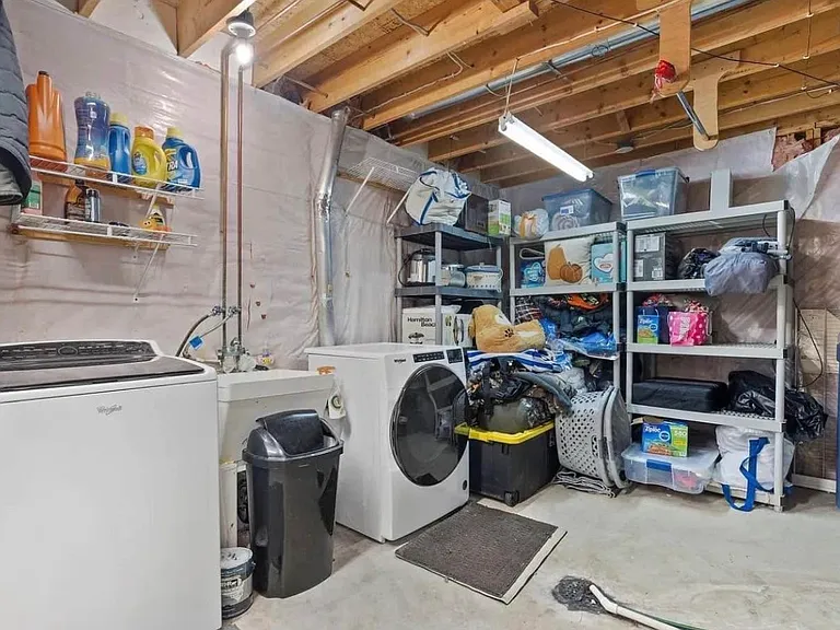 5357 Hampton St NE — Photo 6