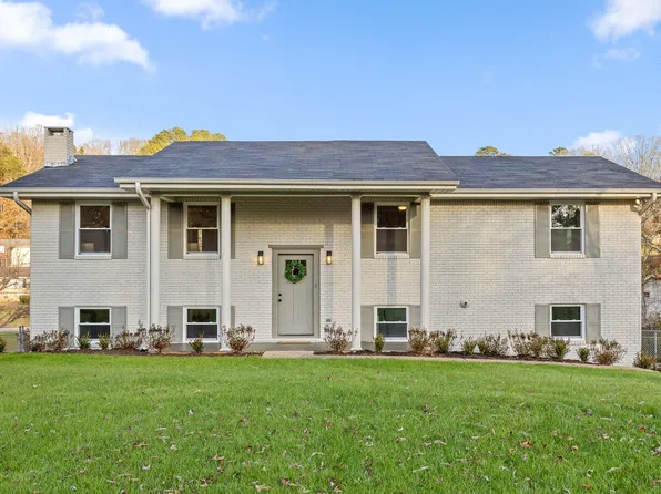 5832 Pine Lake Dr, Harrison, TN 37341