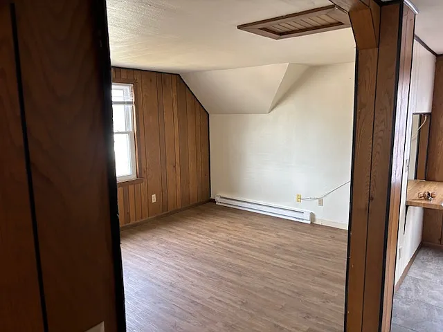 810 S Algoma St #B — Photo 1