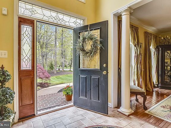 5th image of 5476 Rosehaven Ct