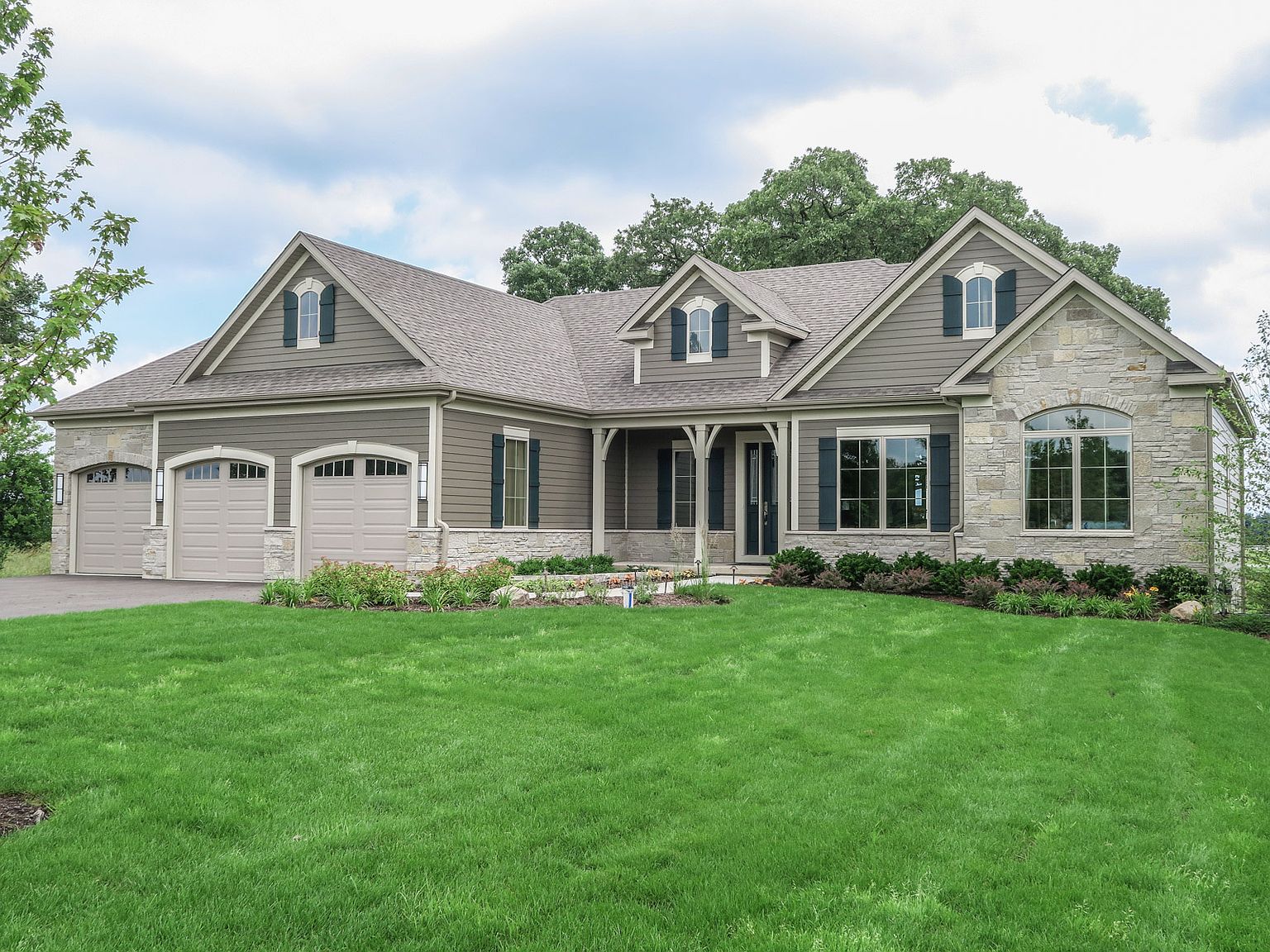 Montana Ranch Plan, Thousand Oaks, Spring Grove, IL 60081 Zillow