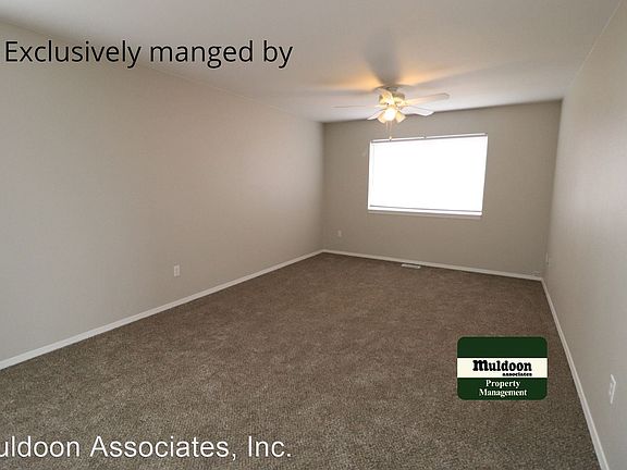 4th image of 821 S Bellflower Dr