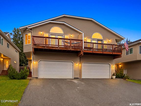 2nd image of 20653 Mountain Vista Dr