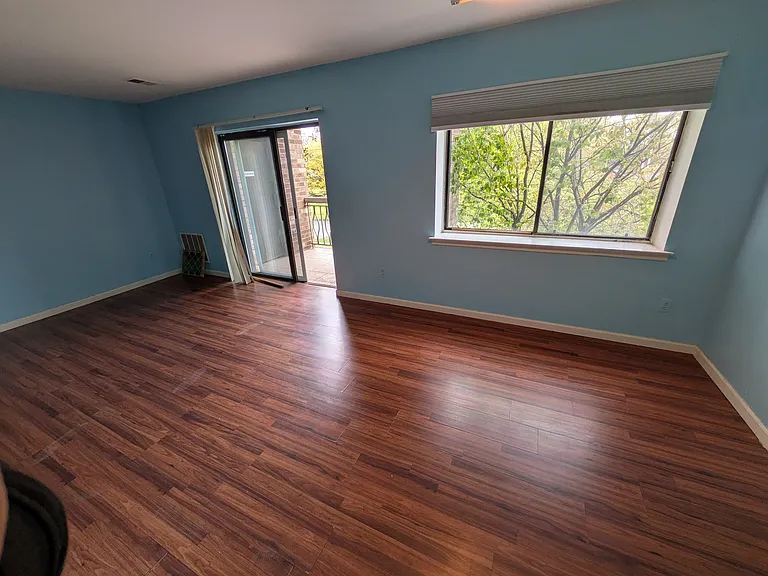 208 Kennedy Dr — Photo 6