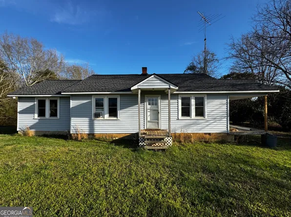 118 Lazy B Dr, Hartwell, GA 30643