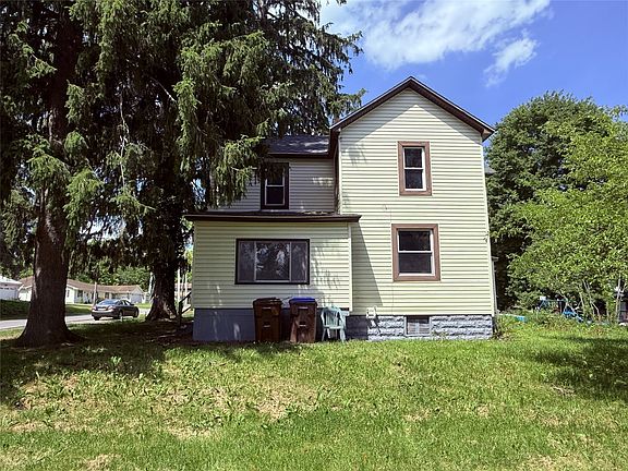 4th image of 570 High St