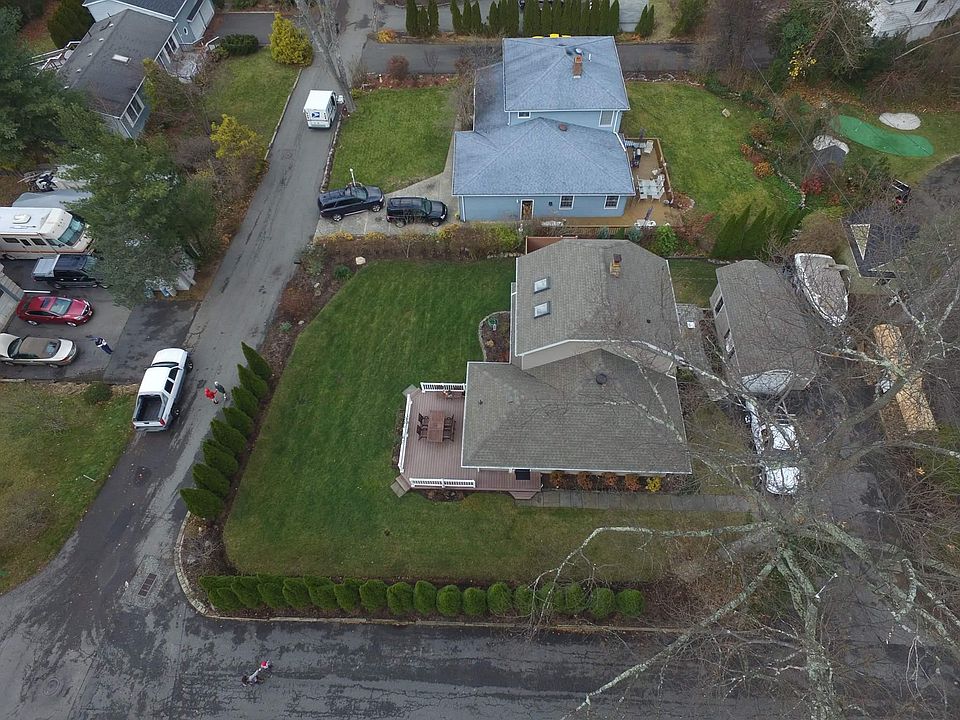 2nd image of 8 Greenwood Ave