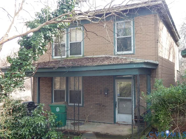 104 Saint Matthew St, Petersburg, VA 23803