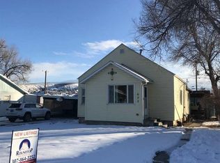 633 Washakie St, Thermopolis, WY 82443