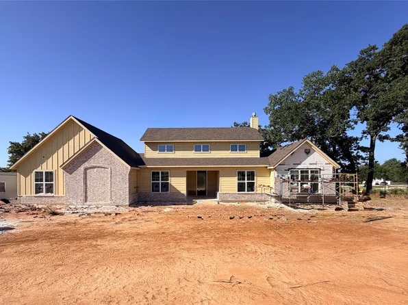 Sundance Cecil Ct, Poolville, TX 76487