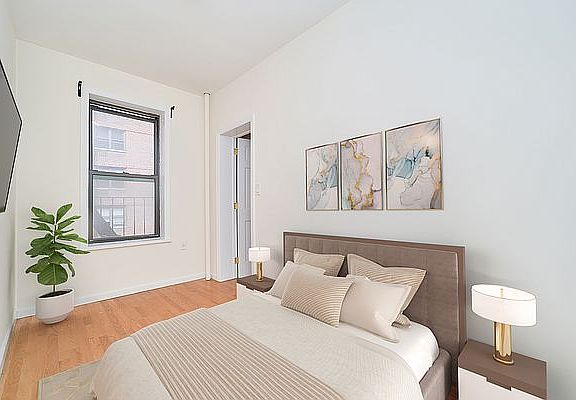 2nd image of 319 E 95th St APT 12