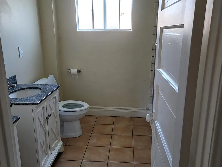 821 Walnut Ave — Photo 14