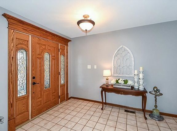 2nd image of 8955 178th St
