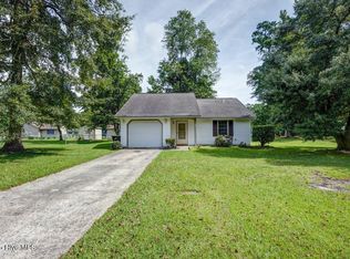 813 Halifax Cir, New Bern, NC 28562