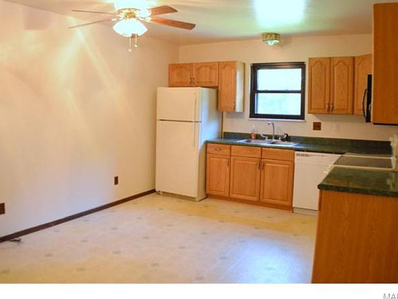 3rd image of 10032 Thorpe Ave