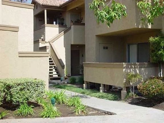 4th image of 211 Woodland Pkwy Unit 116