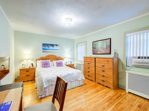 196-57 69th Avenue image 12 of 17