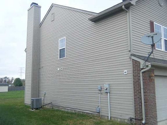 3rd image of 3160 Cluster Pine Dr
