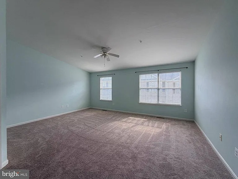8906 Mallard Ct — Photo 11