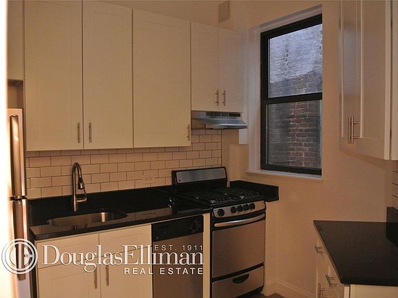 5th image of 530 E 88th St APT 5G