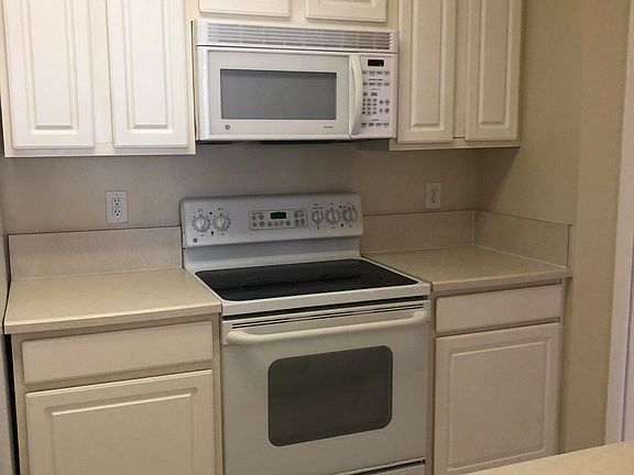 4th image of 7801 Point Meadows Dr Unit 7408
