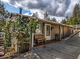 20761 Mammoth Dr, Lakehead, CA 96051