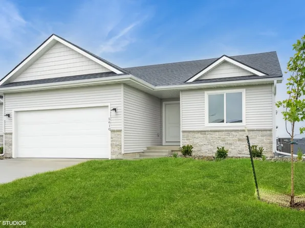 5610 NE Briarwood Dr, Ankeny, IA 50021