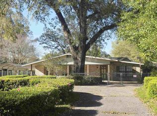 6412 W Fairfield Dr, Pensacola, FL 32506