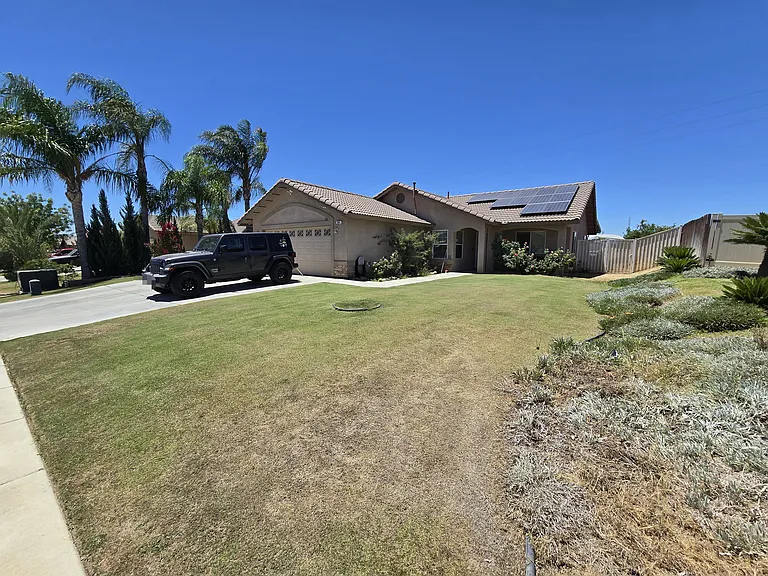 644 Voorhies Ln — Photo 3