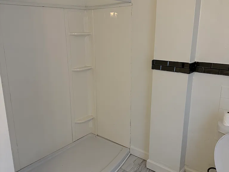 732 Rockford Ave #1 — Photo 24